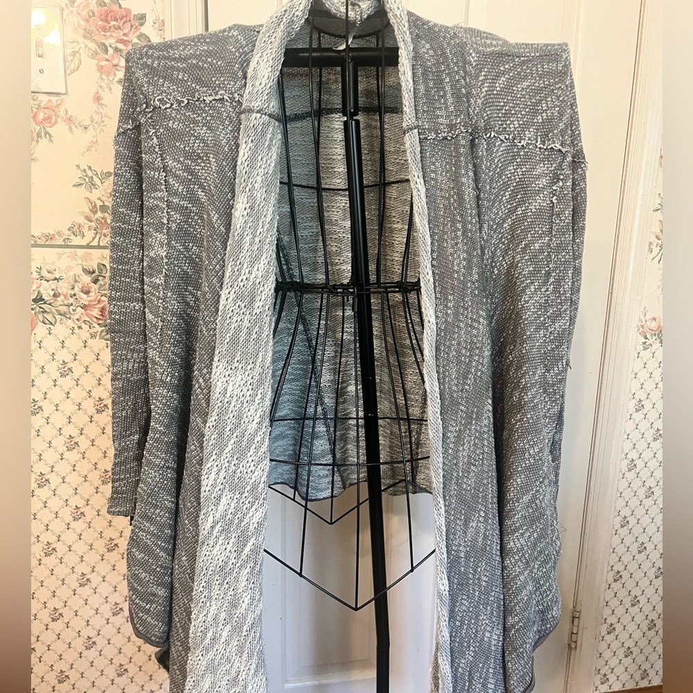 Free people Loop Cardigan Cream Grey wrap waterfall frayed distressed lagenlook - Picture 6 of 16